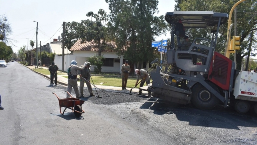 La Provincia repavimentó la calle Cocomarola entre las avenidas Gobernador Ruiz y Pujol