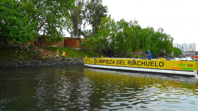 Sanear el Riachuelo, una meta cuesta arriba y de alto costo