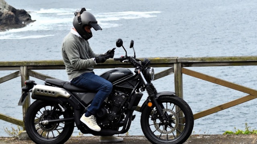 Sin casco no hay moto: controles y tolerancia cero en Rojas