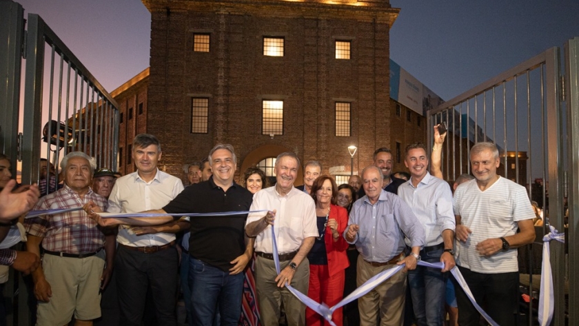 Schiaretti y Llaryora inauguraron el Paseo Güemes