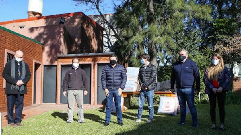 "Vamos a reconstruir la Argentina con trabajo"