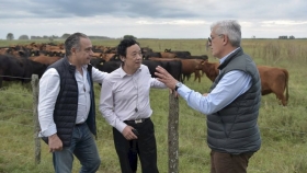 Julián Domínguez junto al titular de la FAO destacó a los productores de la ganadería argentina por 