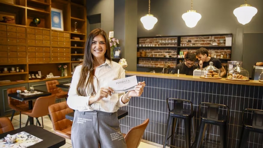 La idea que nació del recuerdo del correo y hoy revive las cartas en Buenos Aires