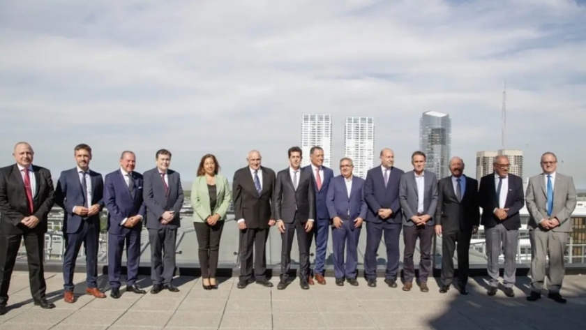 Gerardo Zamora participó de una reunión de cooperación con Israel