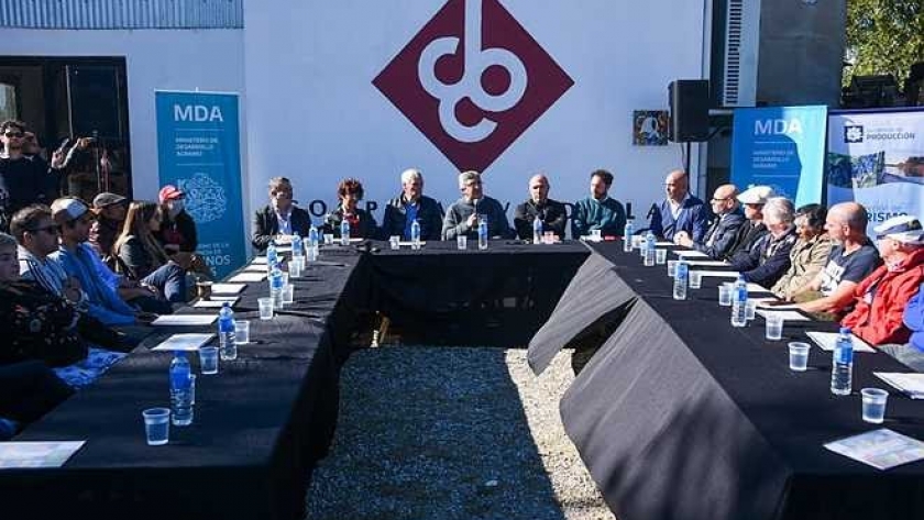Las cooperativas son clave para vincular a productores y consumidores