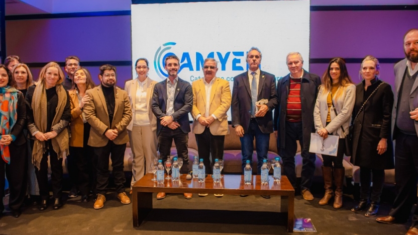 Histórico encuentro de Parlamentarios del Parlasur en Catamarca para debatir sobre la transición energética