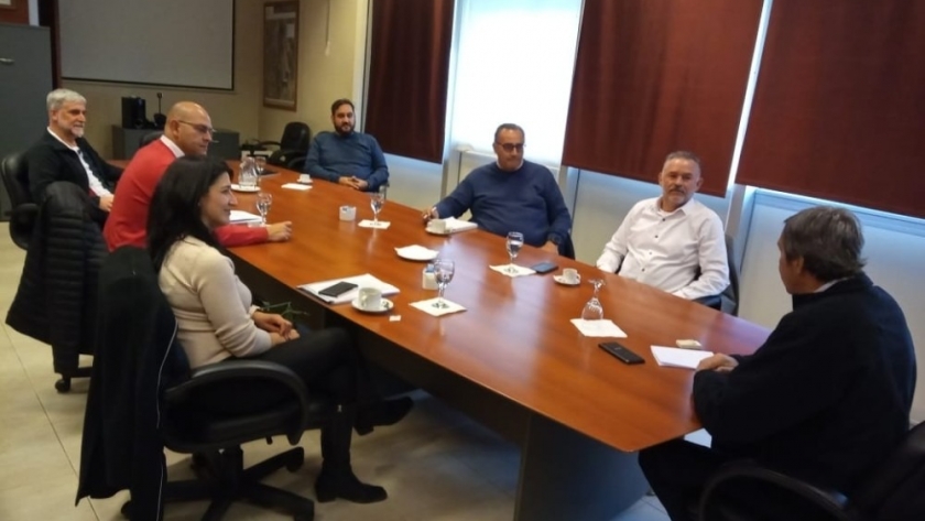 El ministro Astudillo recibió a los nuevos dueños de Gualcamayo