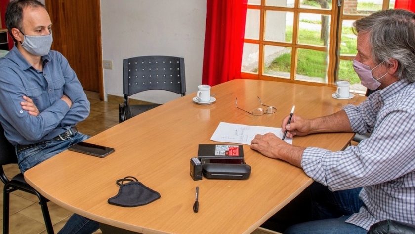 Bosques: Roveta se reunió con los intendentes de El Hoyo y El Maitén para repasar el avance de proyectos conjuntos