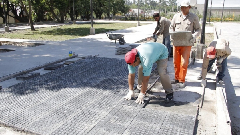 Tucumán: finalizó la construcción de un nuevo playón deportivo y la renovación de la plaza en Tafí Viejo