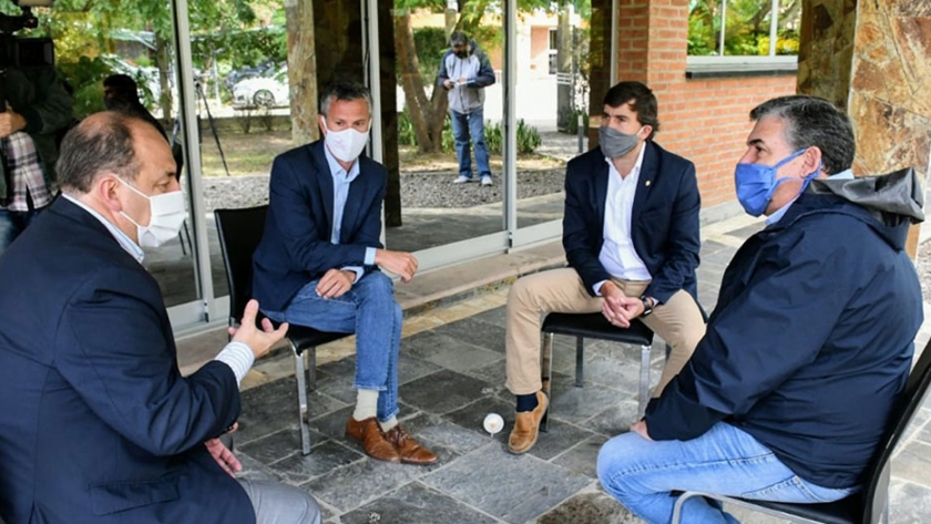 Prevén turismo interno entre Salta y Jujuy para la fase 5 del aislamiento social