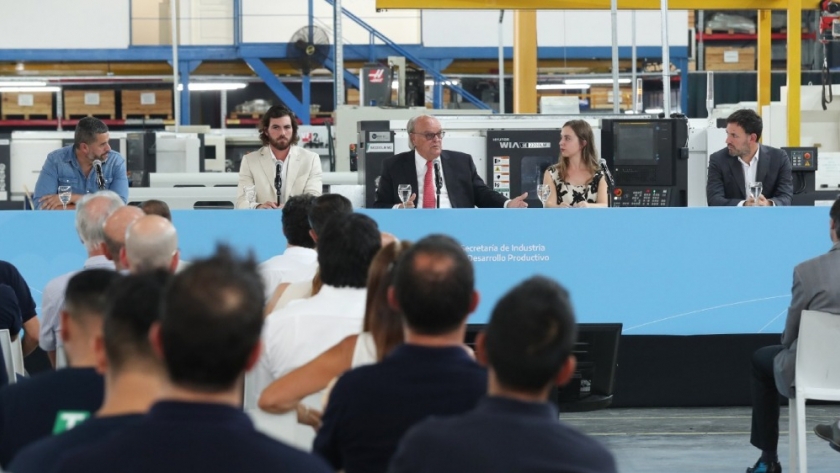 El Gobierno nacional fortalece una política de Estado para sectores estratégicos de la industria