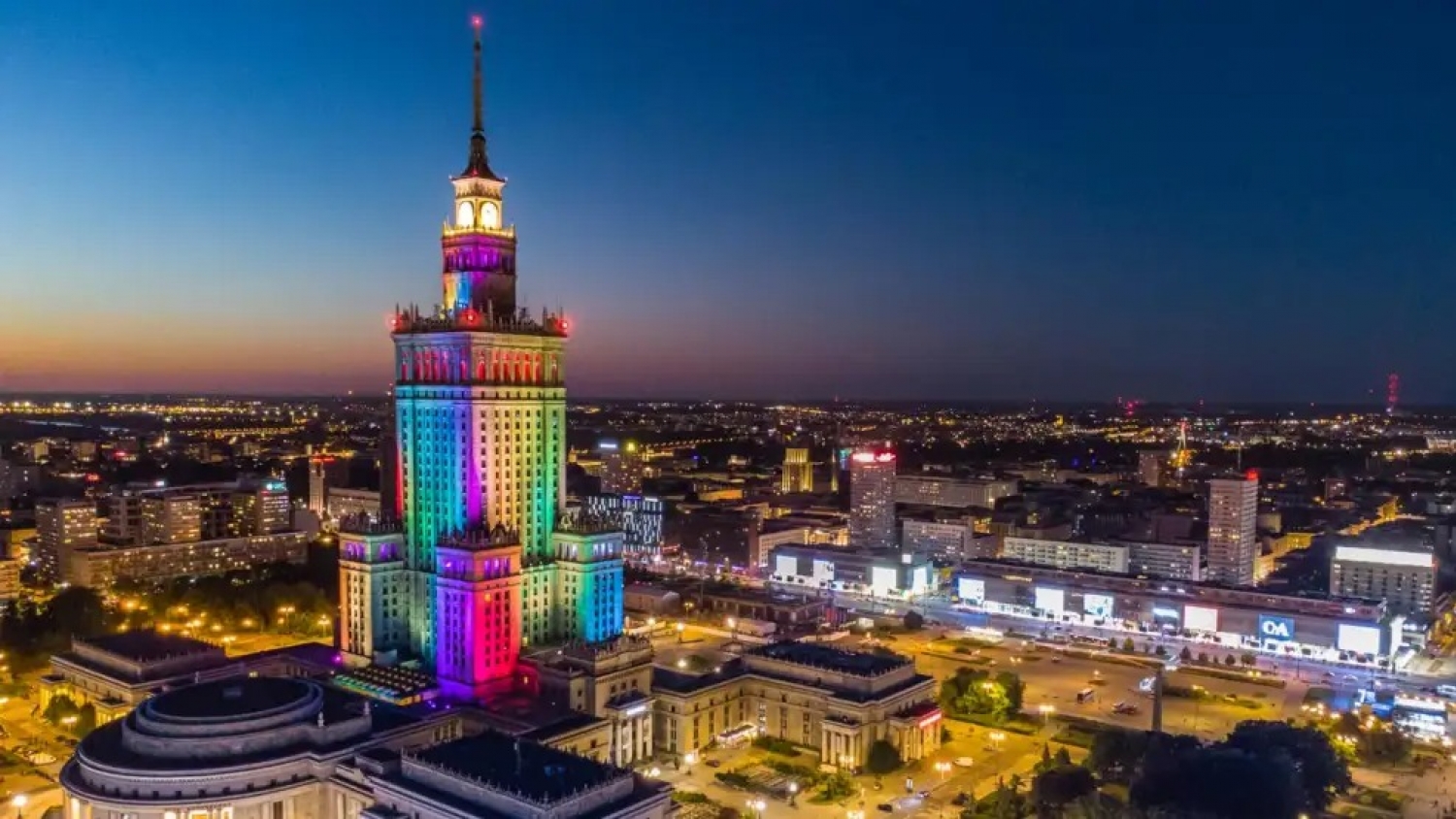 Una ciudad marcada por la memoria: Varsovia con sus contrastes históricos y culturales