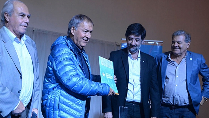 Schiaretti invierte $10 millones en el sector agropecuario