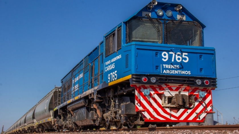 Nuevo récord para los ferrocarriles nacionales de carga: más de 2 millones de toneladas transportadas en el primer cuatrimestre