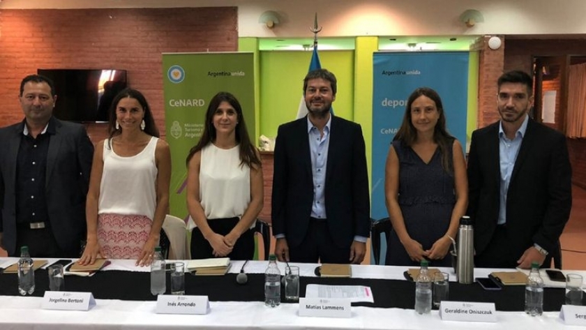 El Ministerio de Turismo y Deportes presenta un programa de auxilio para prestadores turísticos