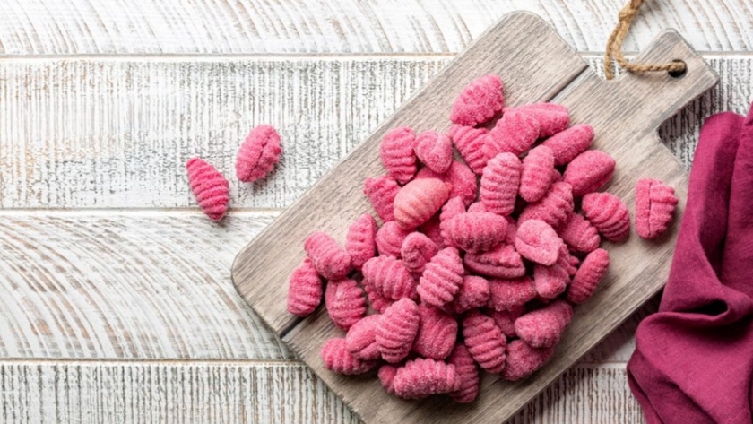 Tres recetas fáciles y rápidas para hacer ñoquis con colores sorpresa