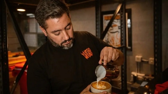 De novatos del café a referentes globales: la cafetería argentina que volvió a entrar en el ranking de las 100 mejores del mundo