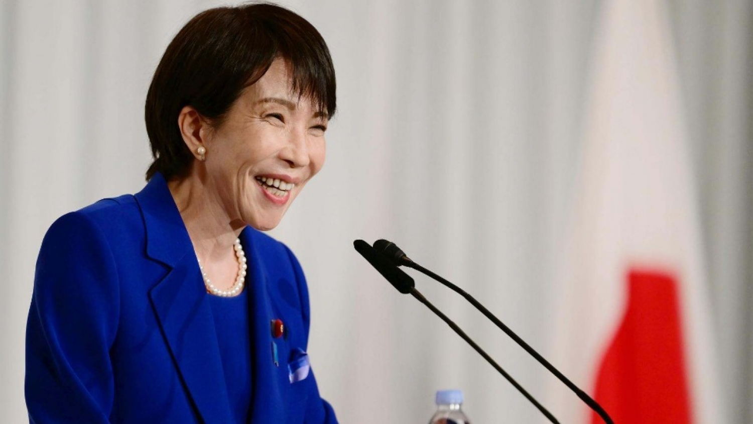 El mercado de bonos japonés entra en tensión por el choque entre el Banco de Japón y el nuevo giro fiscal del gobierno