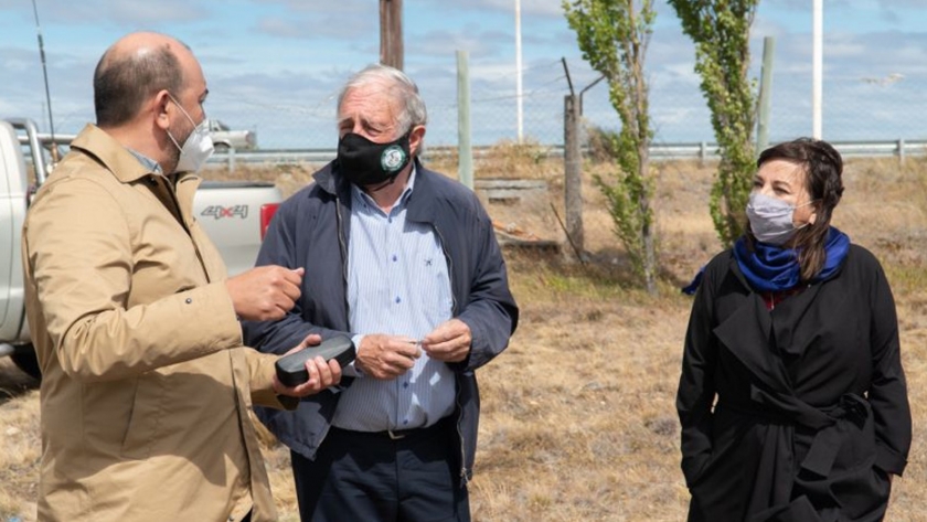Autoridades del Gobierno recorrieron el predio donde se construirá el futuro Polo Científico Tecnológico de Santa Cruz