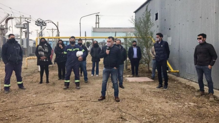 Destacan la importancia del traslado de la planta generadora de energía de Puerto San Julián
