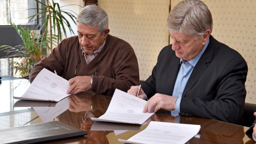 Se firmó el contrato para iniciar el asfaltado de 267 cuadras en General Pico