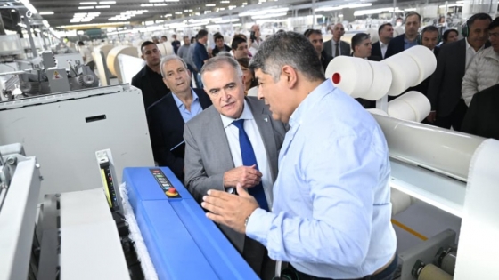Jaldo inauguró innovación textil en Santista Argentina