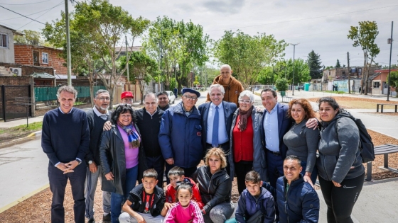 El presidente recorrió el entubamiento del Arroyo Jiménez, que se transformó en un nuevo espacio público para la comunidad de Florencio Varela
