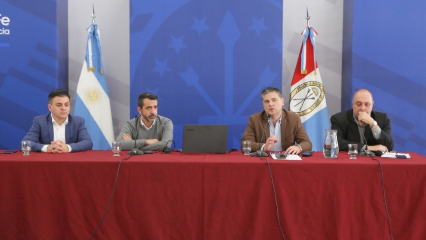 La provincia lanzó dos iniciativas para promover las exportaciones de las Pymes Santafesinas