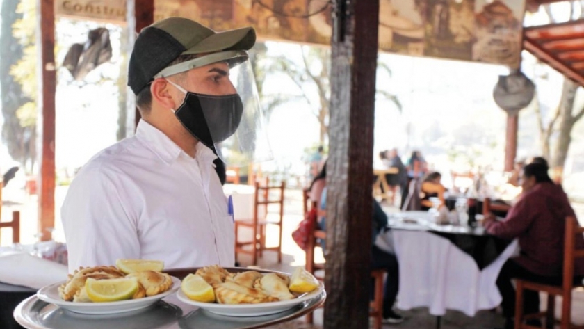 Potenciar Trabajo: más empleo registrado para el sector gastronómico y hotelero
