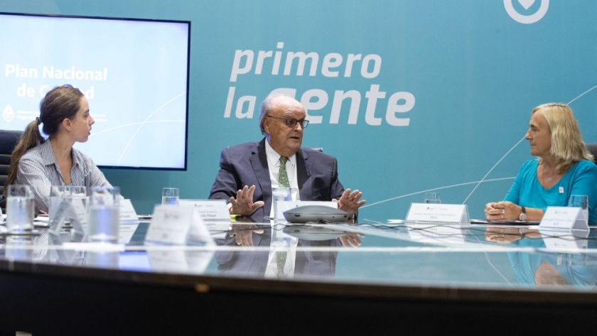 Industria lanza un programa de calidad para que 1.500 laboratorios argentinos hagan certificaciones internacionales