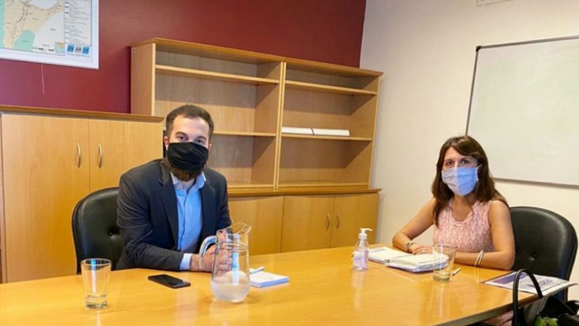 Producción junto a IEASA analizó la evolución de las obras en represas