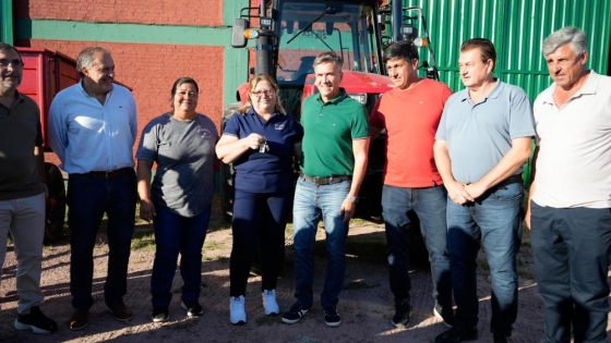 Impulso al tabaco en Chaco: el Gobierno entregó maquinaria clave y busca fortalecer la producción provincial