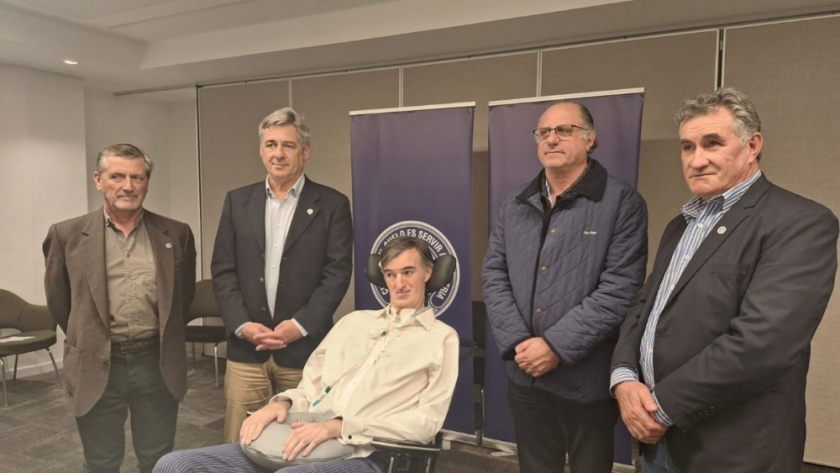 La Mesa de Enlace y Esteban Bullrich impulsan el 