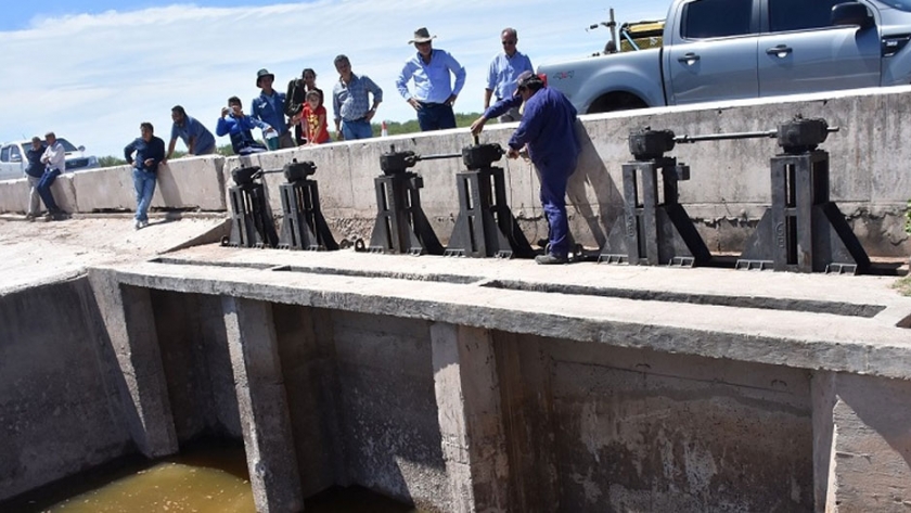 Destacan el plan de obras hídricas del Modelo Formoseño