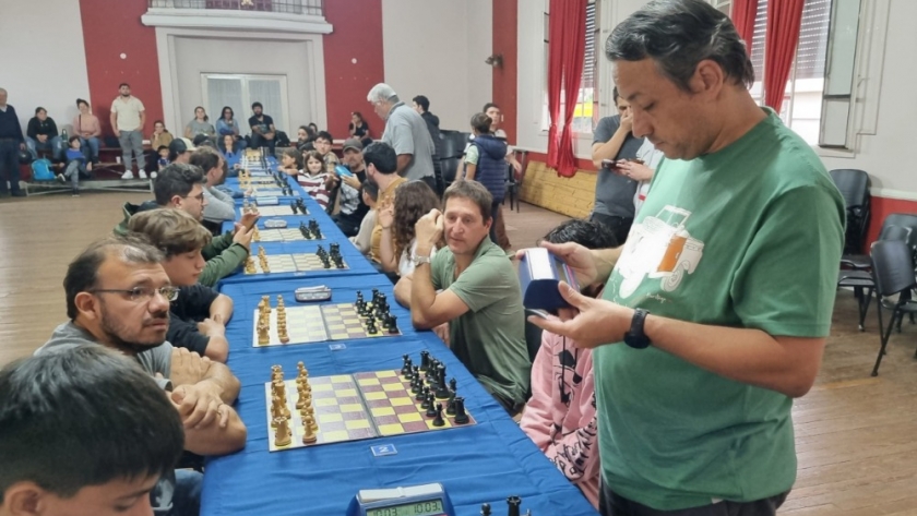 Se disputó el primer Torneo Abierto del Taller Municipal de Ajedrez de Rojas