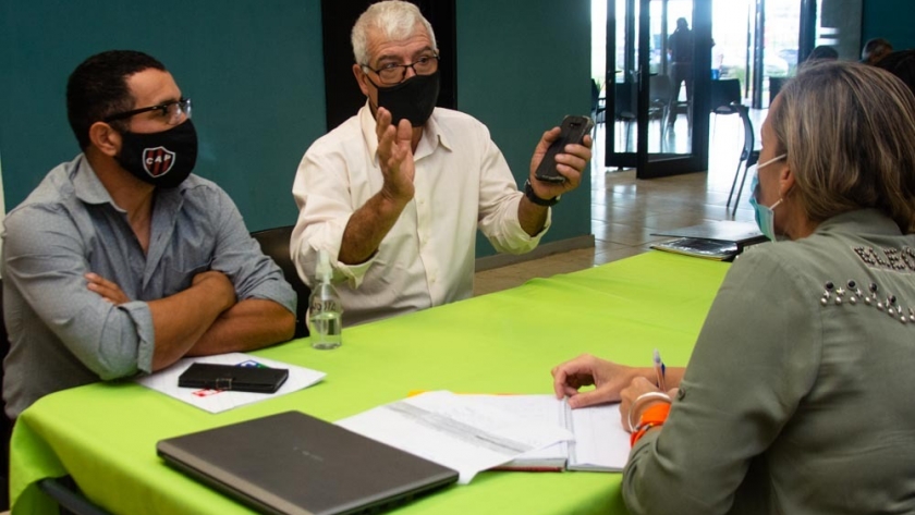 La jefa de Gabinete se reunió con los intendentes de los departamentos Dupuy y Pedernera