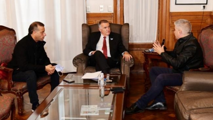 Lanzaron un programa que promueve el trabajo genuino hasta los 64 años