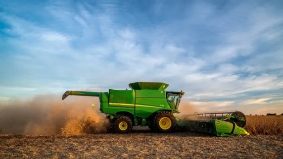 John Deere anunció que baja los precios en Argentina