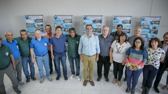 Villa Ángela: Capitanich inauguró pavimento, un nuevo sum para veteranos de Malvinas y obras en la terminal de ómnibus