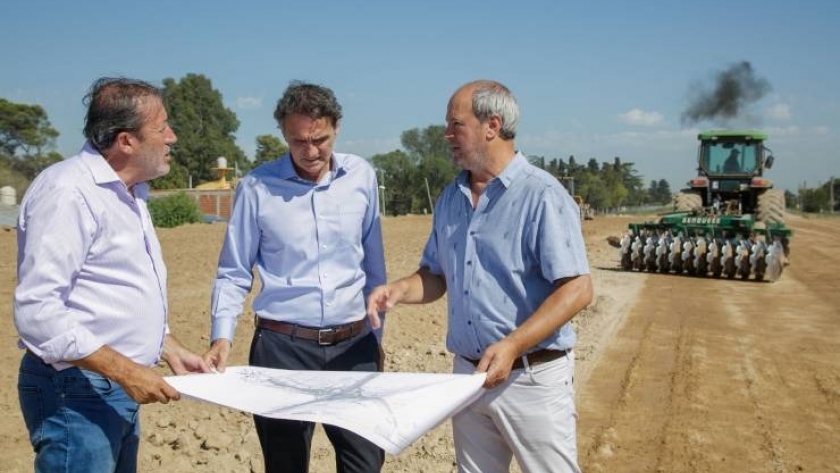 Katopodis recorrió las obras de la Autopista Presidente Perón