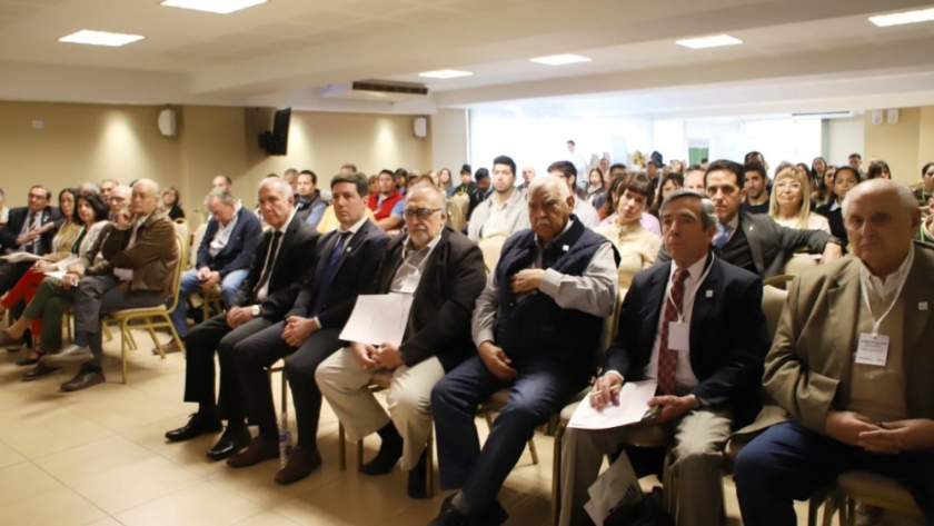 Exitoso ciclo de conferencias sobre la industria sucroalcoholera
