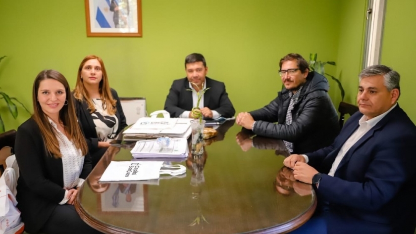 Tras un convenio, fijaron precios máximos de frutas y verduras