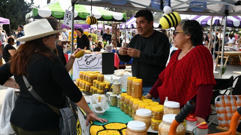 La producción puntana se congregó en la gran feria de Las Chacras