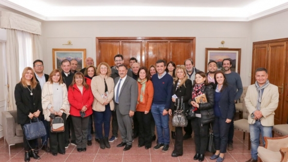 Por primera vez en 20 años un gobernador recibe a la Asociación de Institutos Educativos Privados La Rioja