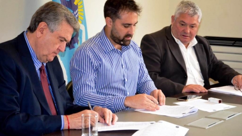 El Ministerio de Agricultura, Ganadería, Industria y Comercio firmó importantes convenios en Comodoro Rivadavia