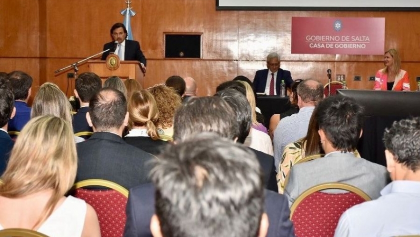Sáenz dejó constituido el Laboratorio del Derecho Público de Salta