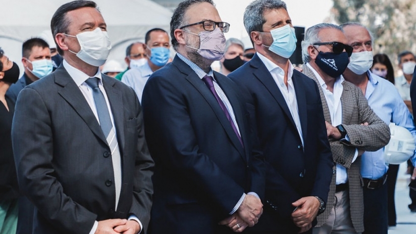 Uñac y Kulfas inauguraron un horno calero y firmaron acta acuerdo para generar nuevas fuentes de empleo para San Juan