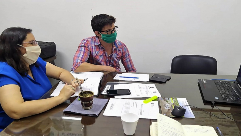 Ambiente avanza en la actualización del registro de consultores