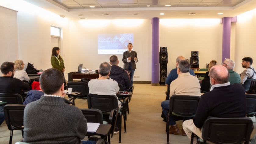 Eficiencia Energética: Se realizó el primer taller en San Martín y Tres de Febrero