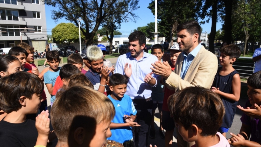 Pullaro anunció la continuidad de las obras de la pista de atletismo en el Parque Municipal de Venado Tuerto